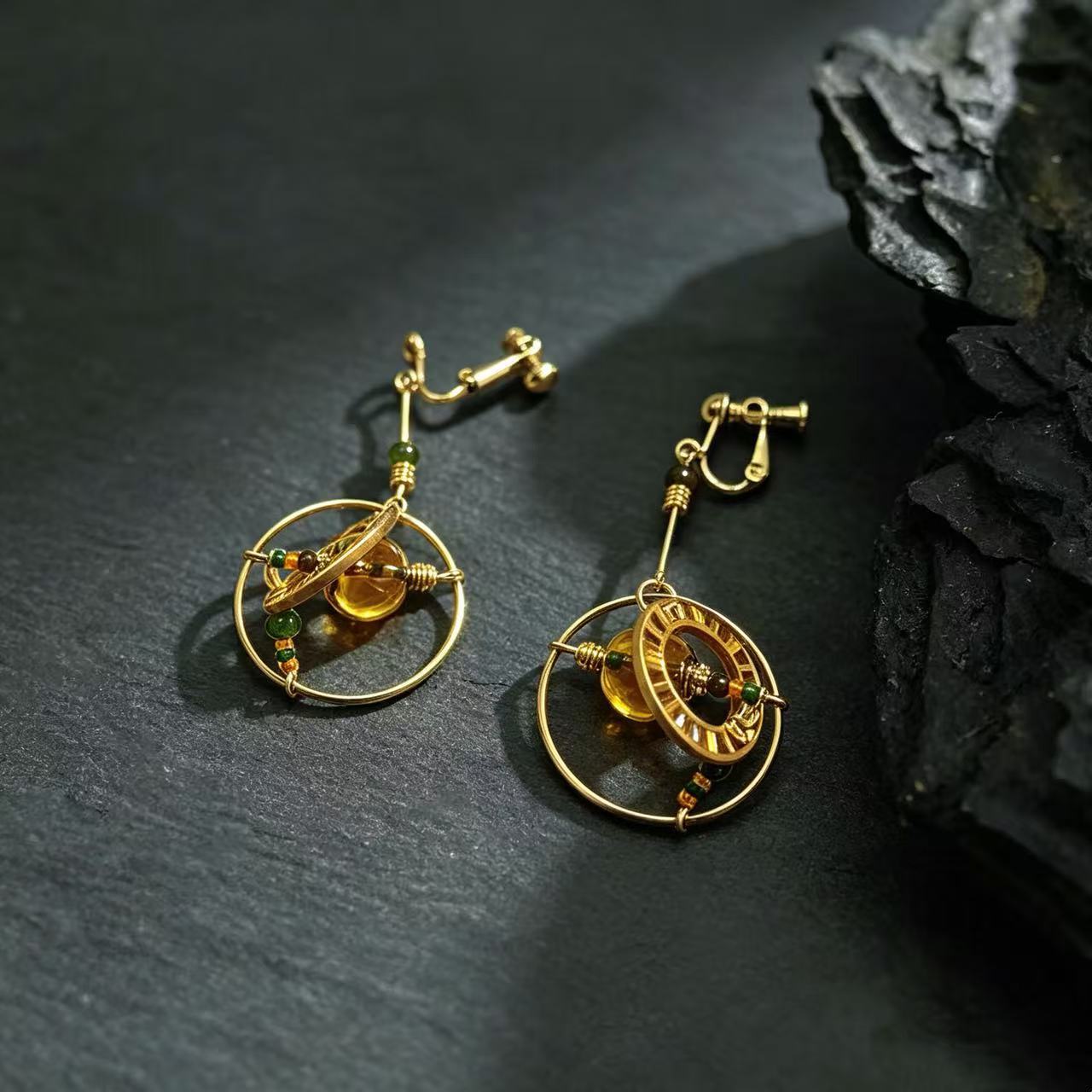 Multicolor Round Drop Earrings For Unisex Featuring Alloy And Glass Inlay With 925 Sterling Silver Studs