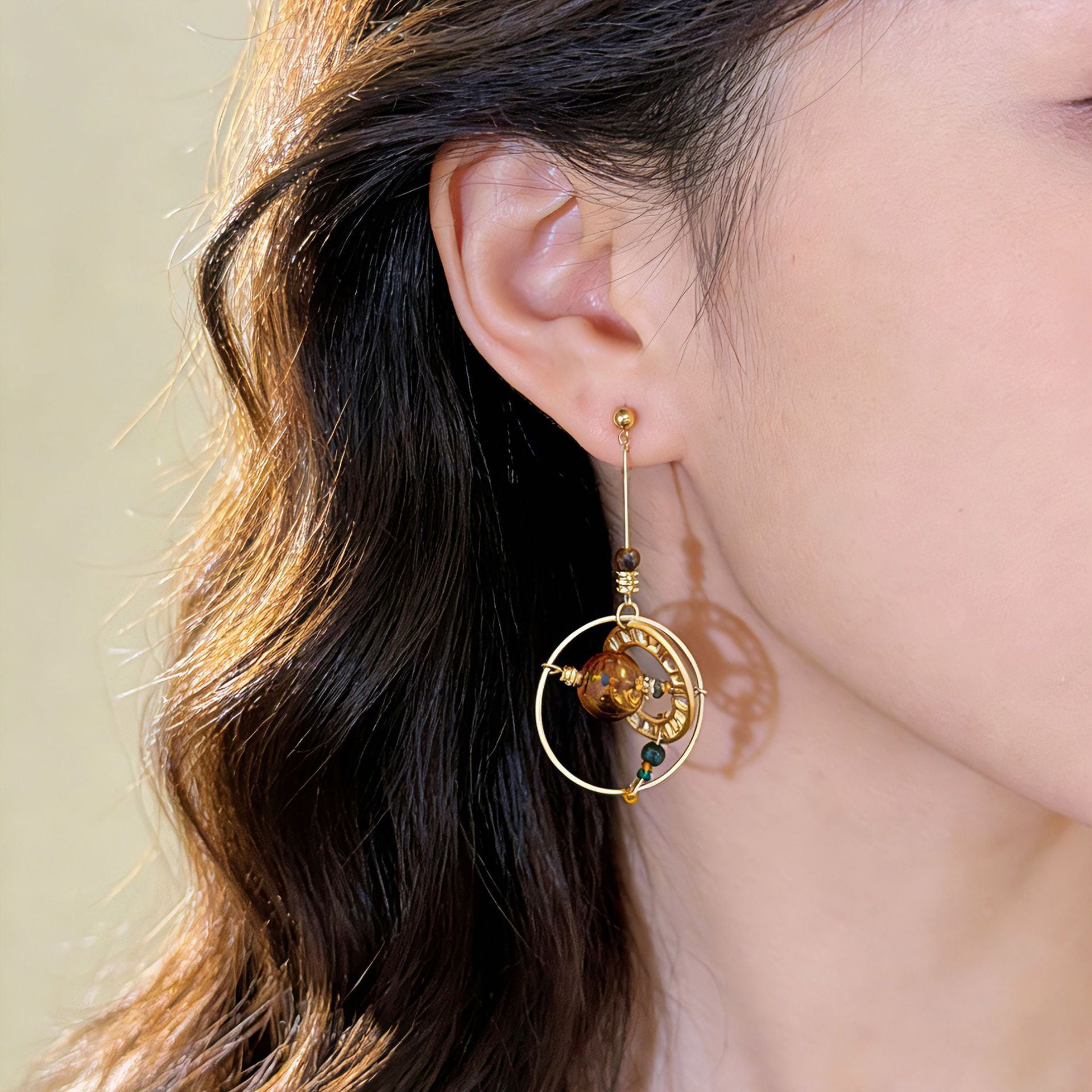 Multicolor Round Drop Earrings For Unisex Featuring Alloy And Glass Inlay With 925 Sterling Silver Studs