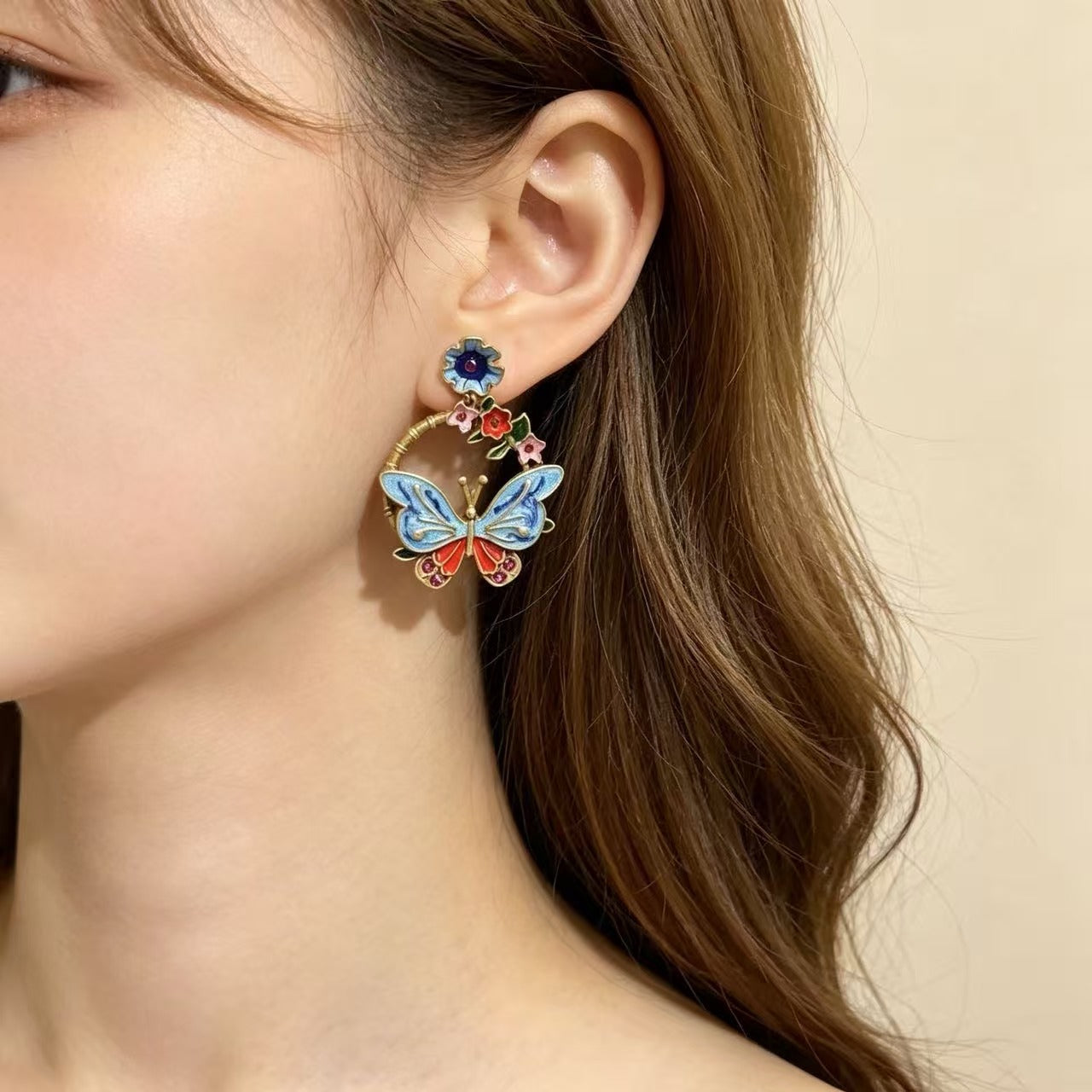 Butterfly Stud Earrings For Unisex Featuring Enamel Craft In Silver With 925 Sterling Silver Ear Pins And Zinc Alloy Material