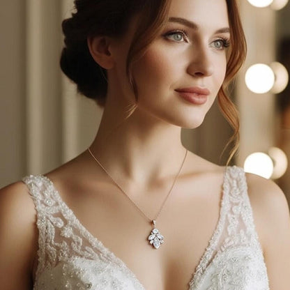 Silver Alloy Body Chain For Women With Leaf Pattern And Electroplated Finish, Featuring Rhinestones