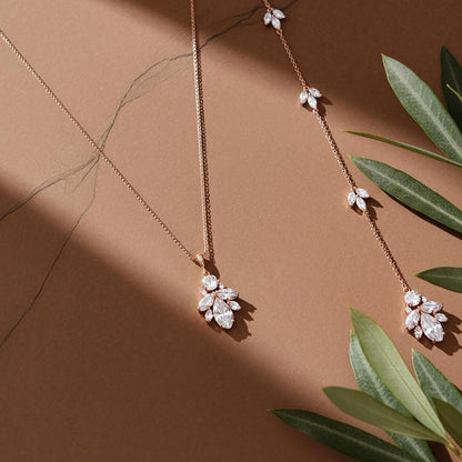 Silver Alloy Body Chain For Women With Leaf Pattern And Electroplated Finish, Featuring Rhinestones