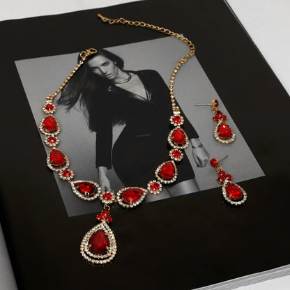 Gold Jewelry Set For Women Featuring Water Droplets Pattern With Rhinestones In Alloy, Perfect For Wedding