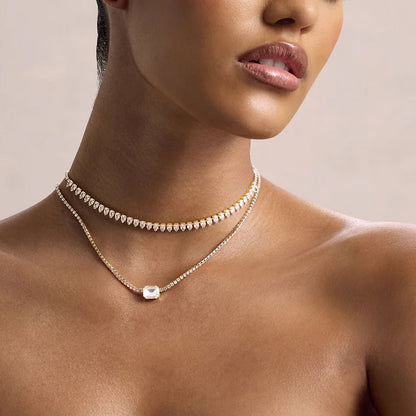 Luxurious Silver Geometric Layered Necklace For Women With Rhinestone Pendant In Alloy
