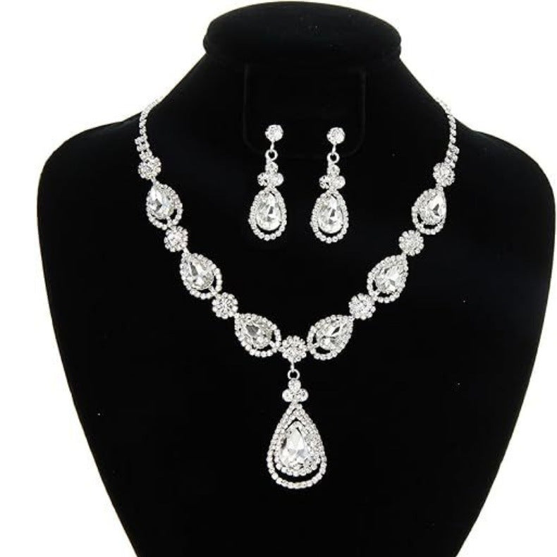 Gold Jewelry Set For Women Featuring Water Droplets Pattern With Rhinestones In Alloy, Perfect For Wedding