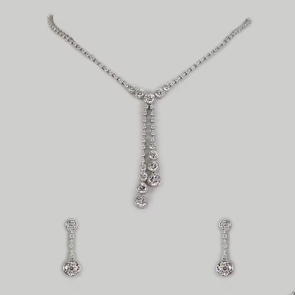 Heart Shape Jewelry Set For Women In Silver Alloy With Rhinestones And Tassel Design
