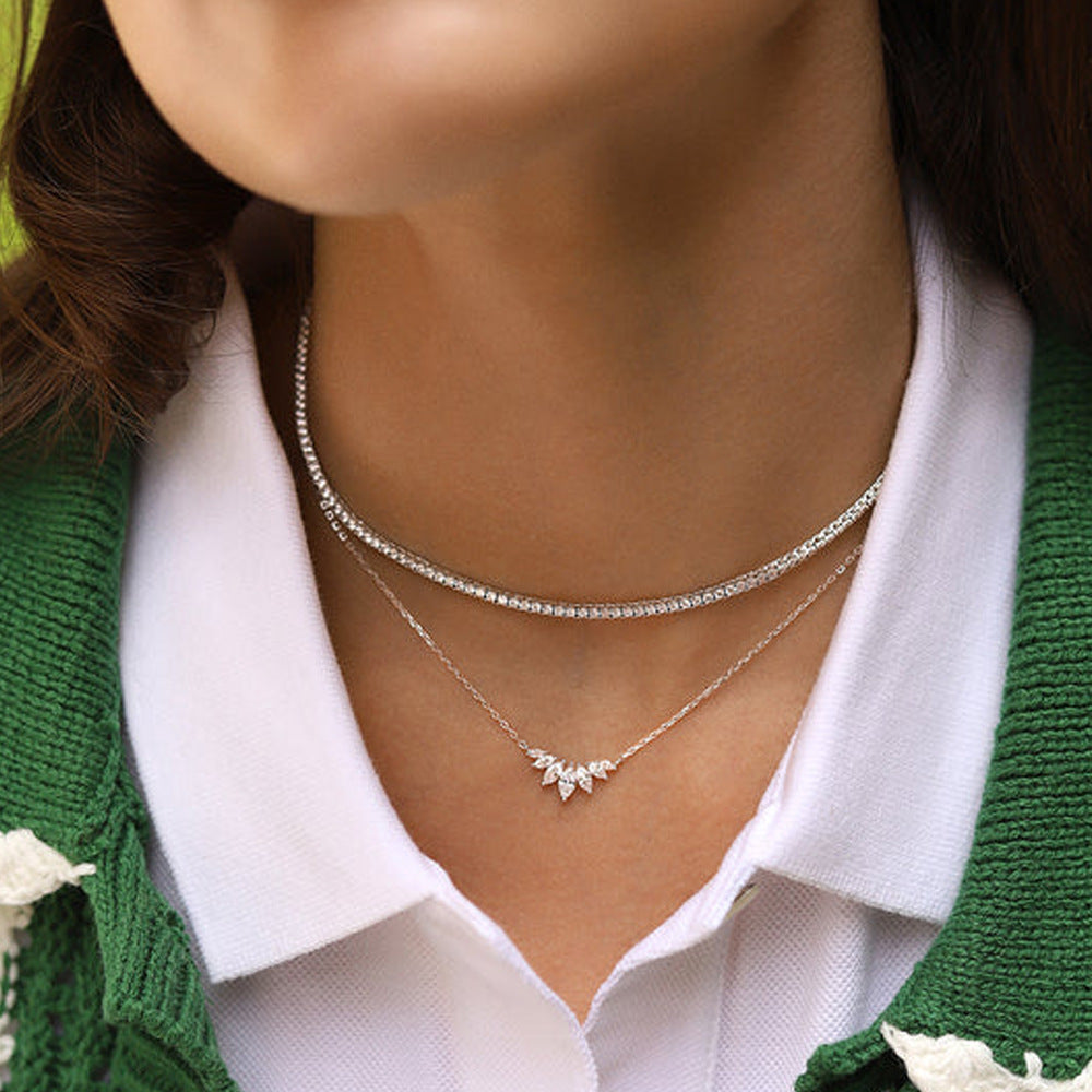 Petal Silver Alloy Necklace With Electroplated Finish And Rhinestone Pendant For Women