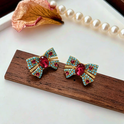 Silver Bow Tie Stud Earrings For Unisex Featuring Electroplated Zinc Alloy With 925 Sterling Silver Posts