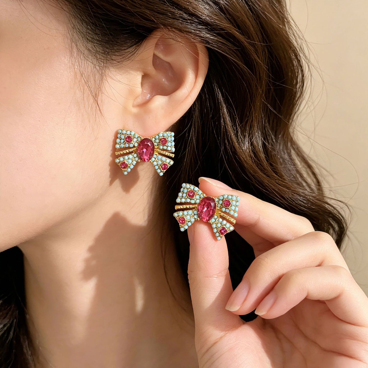 Silver Bow Tie Stud Earrings For Unisex Featuring Electroplated Zinc Alloy With 925 Sterling Silver Posts