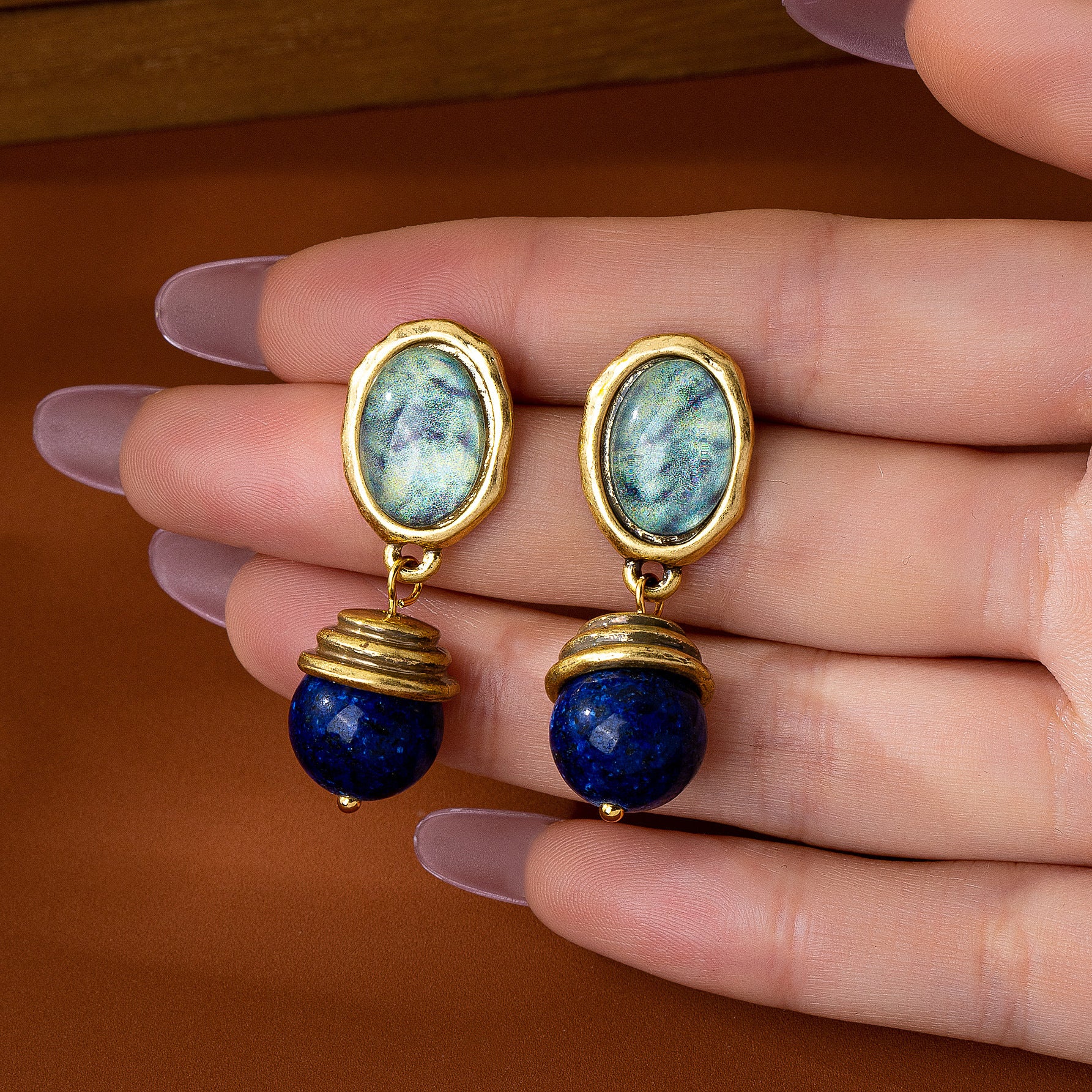 Retro Round White Earrings With Artificial Pearl Inlay, Zinc Alloy Ear Pins, Unisex Clip Earrings