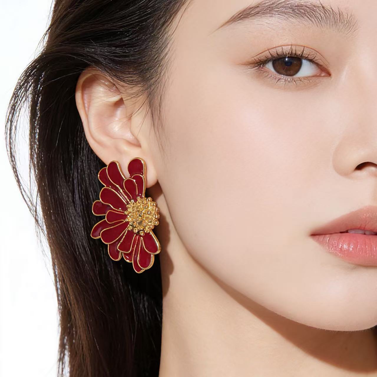 Flowers Stud Earrings For Unisex Featuring Enamel Craft And Alloy Material With 925 Sterling Silver Ear Pins In Colour