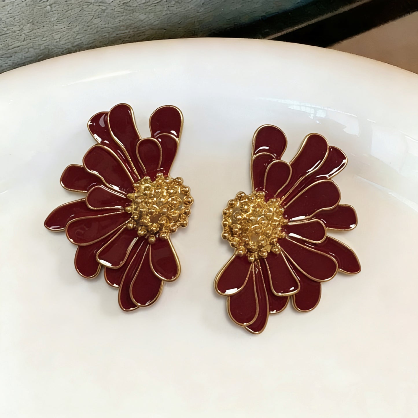 Flowers Stud Earrings For Unisex Featuring Enamel Craft And Alloy Material With 925 Sterling Silver Ear Pins In Colour