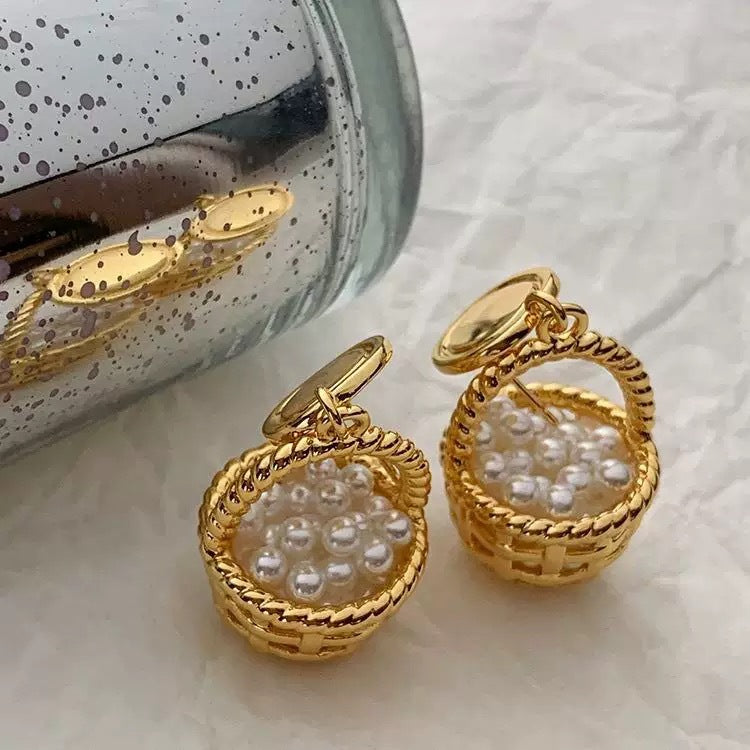 Water Droplets Earrings For Unisex Featuring Electroplated Alloy With 925 Sterling Silver Studs And Artificial Pearl Inlay