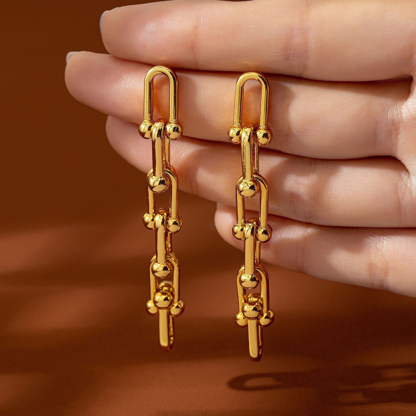 Retro Silver Leaf Tassel Dangling Earrings In Zinc Alloy With Electroplated Finish, Clip Earrings