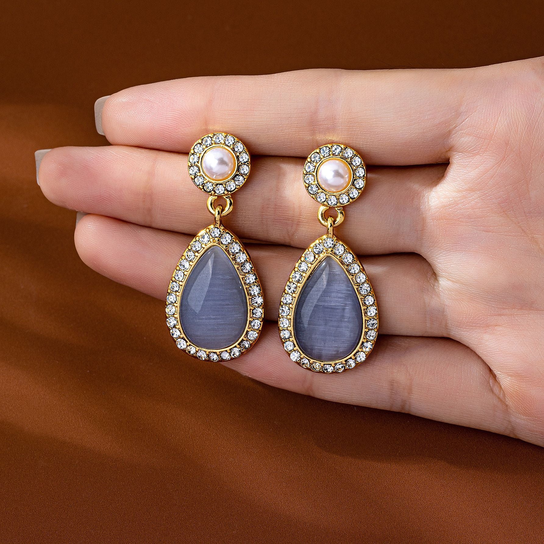 Water Droplets Stud Earrings For Unisex Featuring Purple Cat's Eye Stone In Zinc Alloy With 925 Sterling Silver Posts