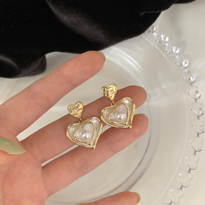 Retro Heart Shape Stud Earrings For Women With Alloy Posts And Artificial Pearl Inlay
