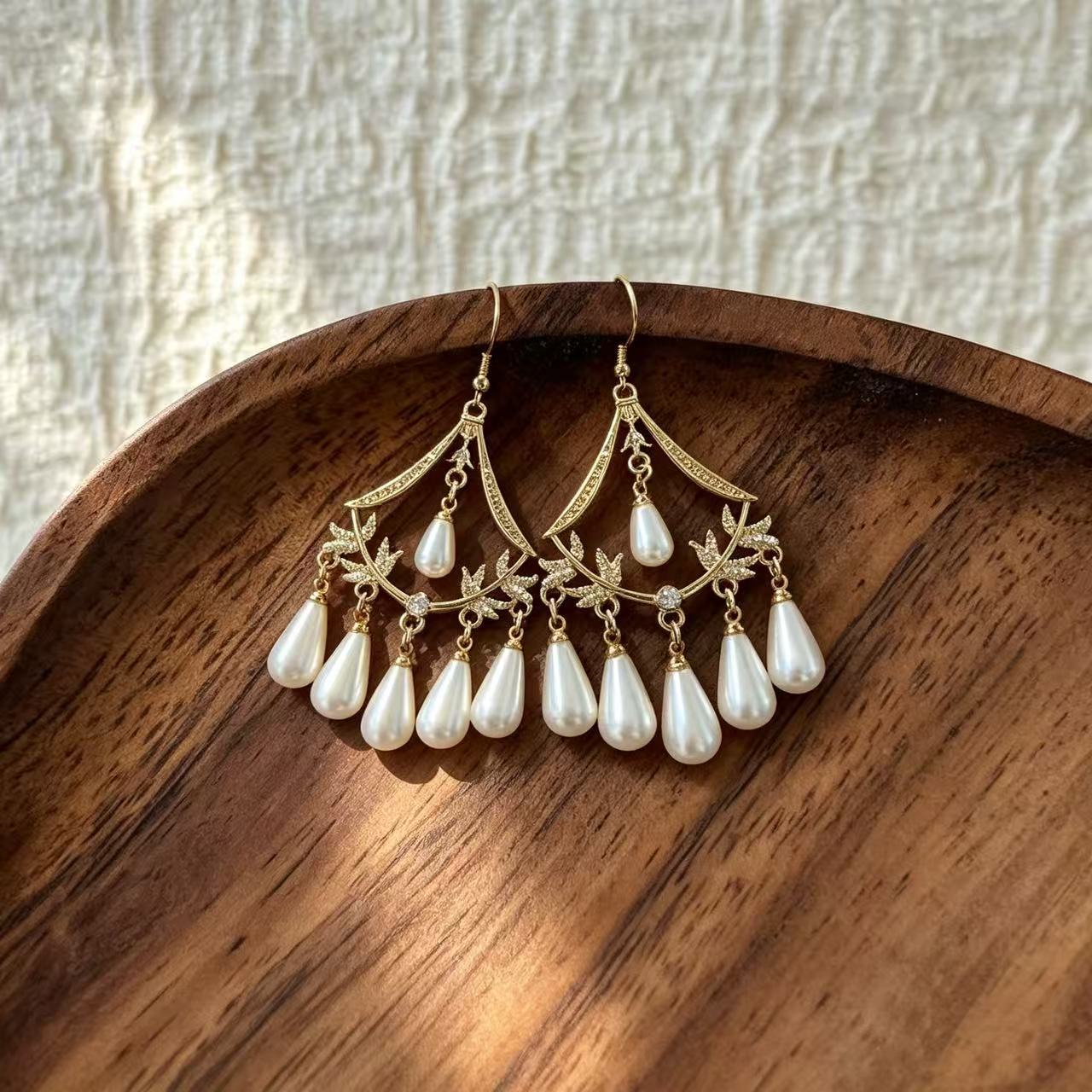 Water Droplets Drop Earrings For Unisex Featuring Electroplated Alloy With Copper Studs In