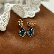 Blue Triangle Clip