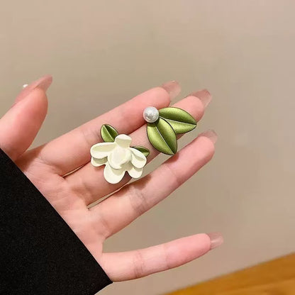 Sweet Flowers Tassel Earrings For Unisex In Natural Pink Alloy, Featuring Stud Design
