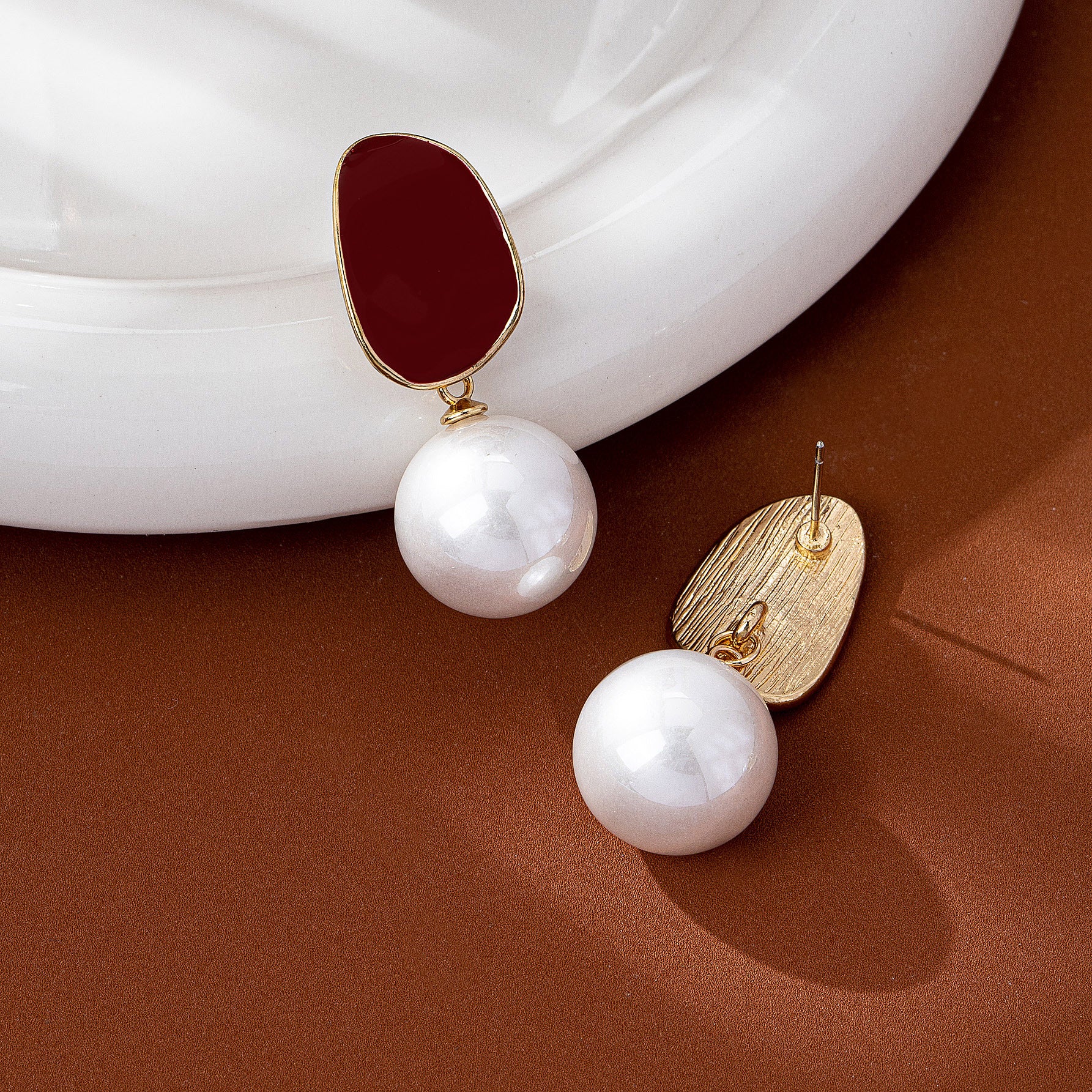 Unisex Bow Tie Stud Earrings For Freshwater Pearl Inlay Featuring Enamel Craft With 925 Sterling Silver Zinc Alloy Posts