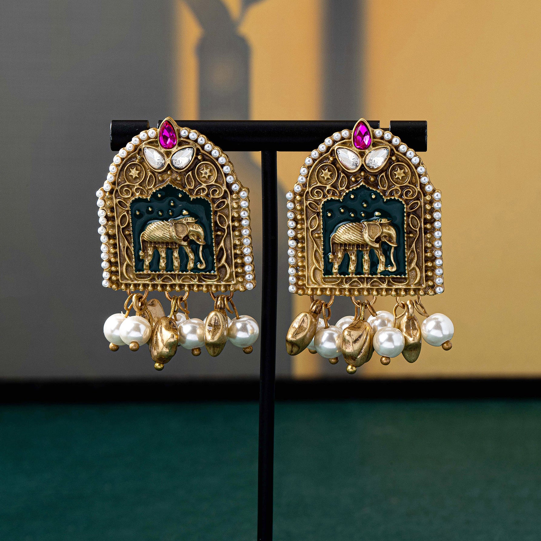 Bohemian Elephant Stud Earrings For Unisex Featuring Enamel And Artificial Pearl Inlay In Zinc Alloy