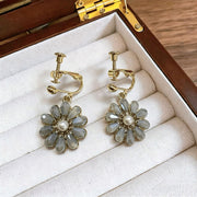 Ear Clip