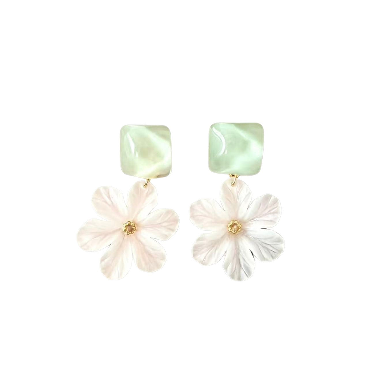 Petal Stud Earrings For Unisex Featuring Green Enamel Design With 925 Sterling Silver Alloy Posts