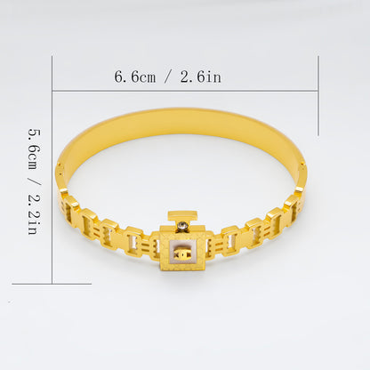 Simple Style Circle Titanium Steel Bangle With Rhinestone Inlay And Box Clasp Closure