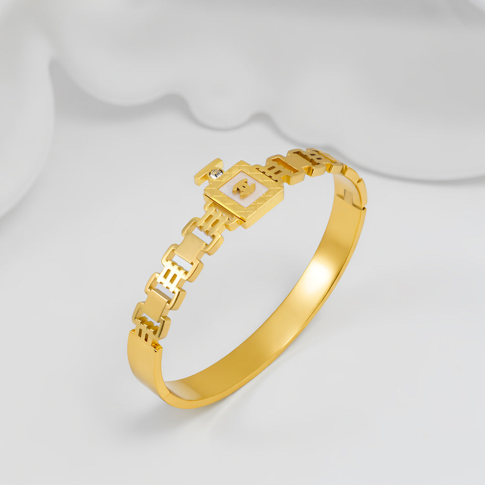 Simple Style Circle Titanium Steel Bangle With Rhinestone Inlay And Box Clasp Closure
