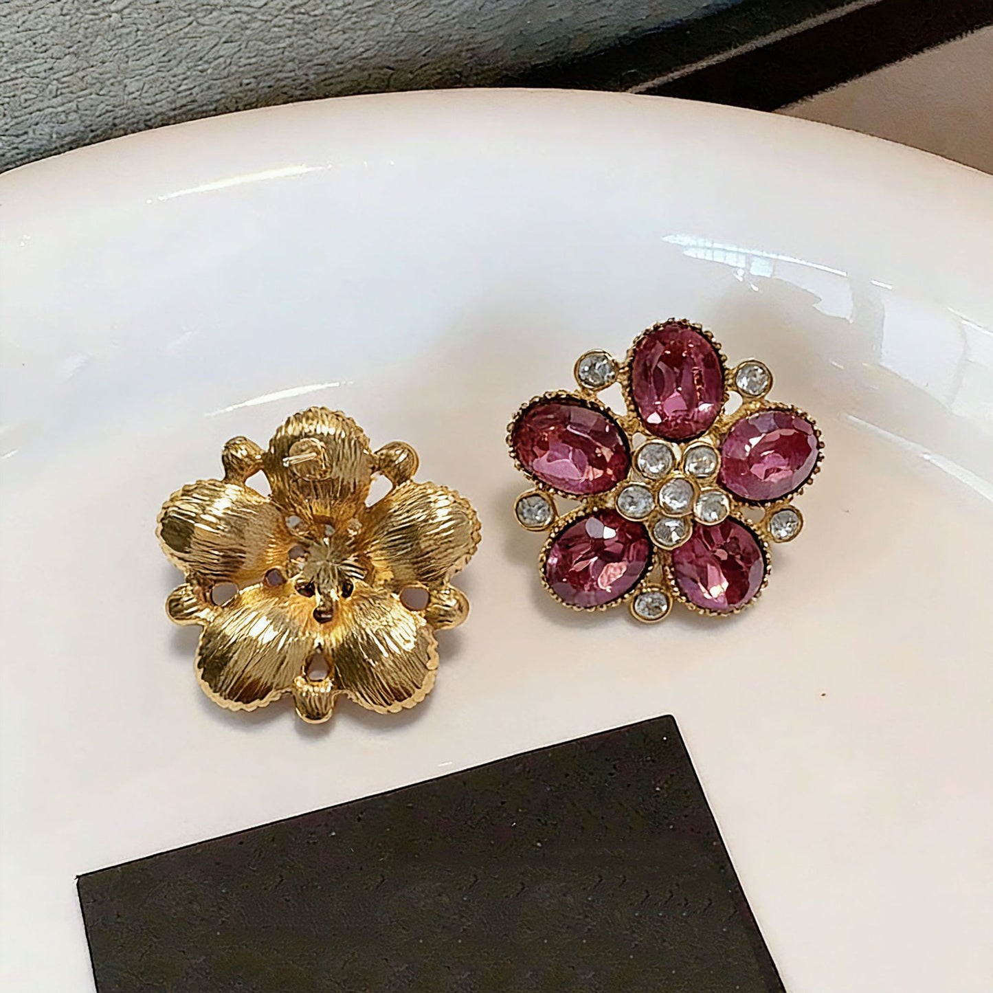 Maillard Style Flowers Stud Earrings For Women In Natural Pink Zinc Alloy With Crystal Inlay