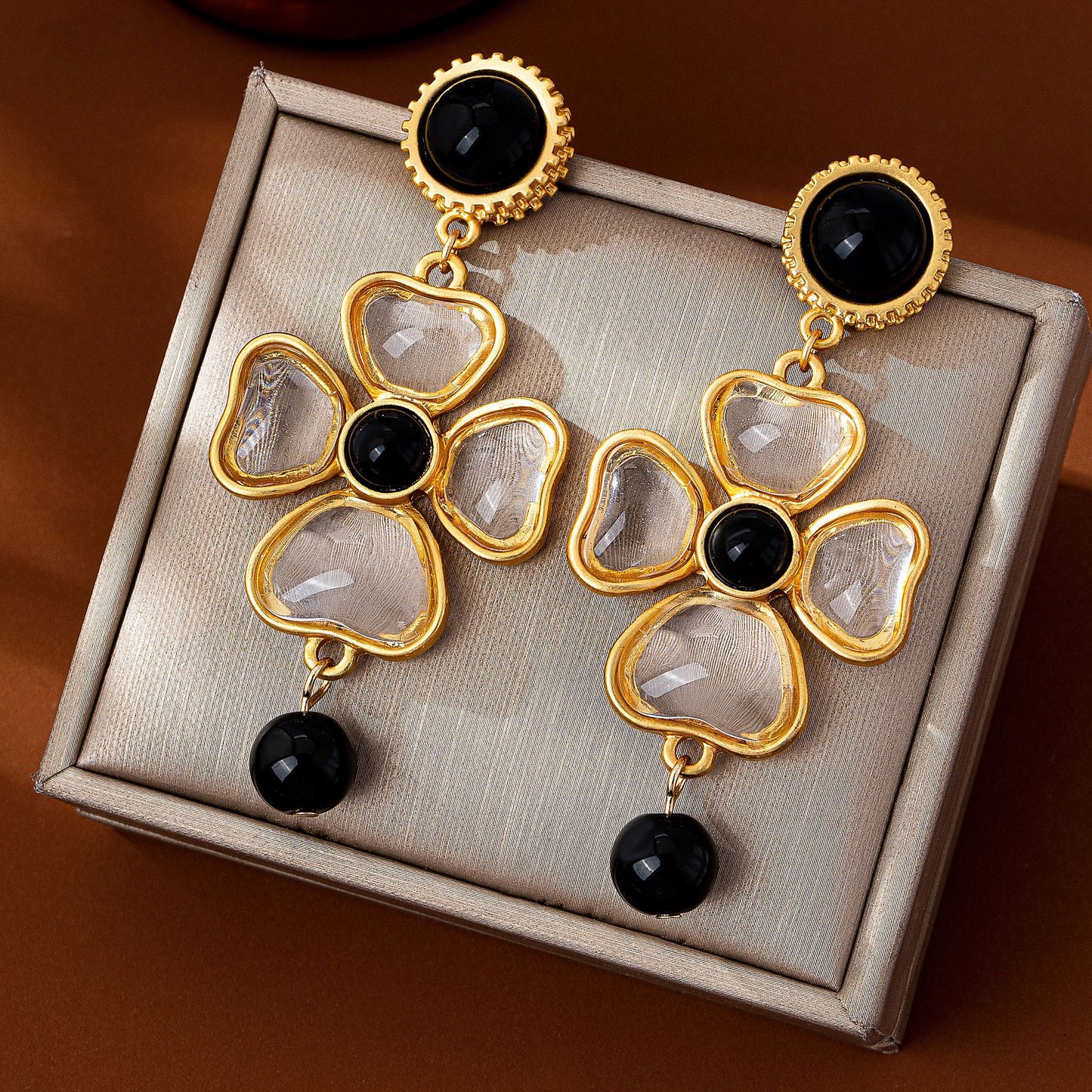 Flowers Stud Earrings For Unisex Featuring Dyed Black Glass Inlay And Zinc Alloy With 925 Sterling Silver Ear Pins