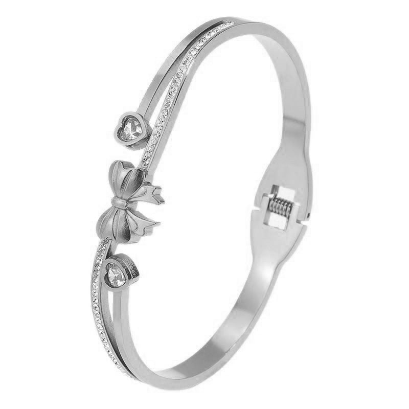 Lucky Heart Titanium Steel Bangle For Women With Shell Inlay In Gold