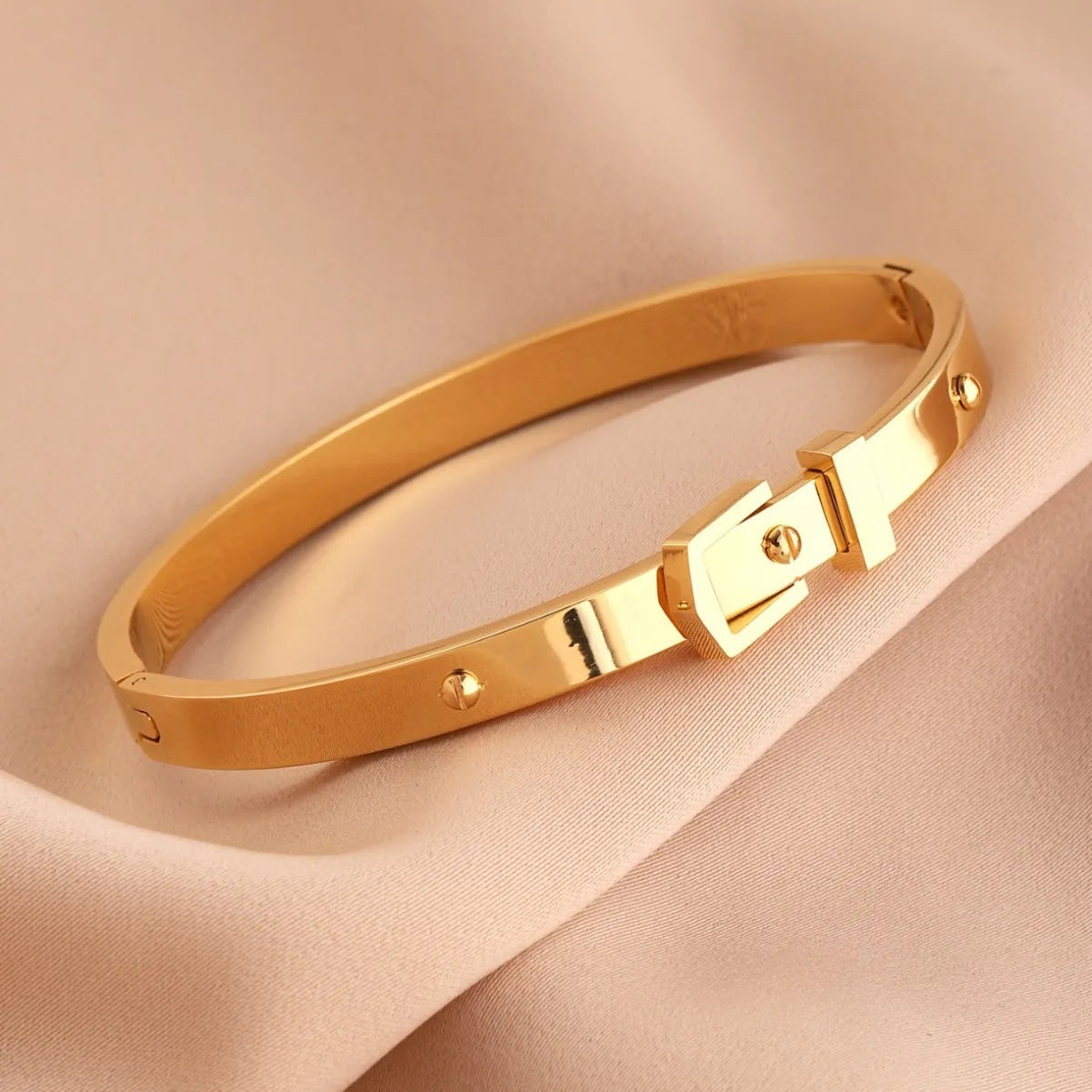 Women’s Circle Rivet Bangle In Gold, Electroplated Titanium Steel Jewelry