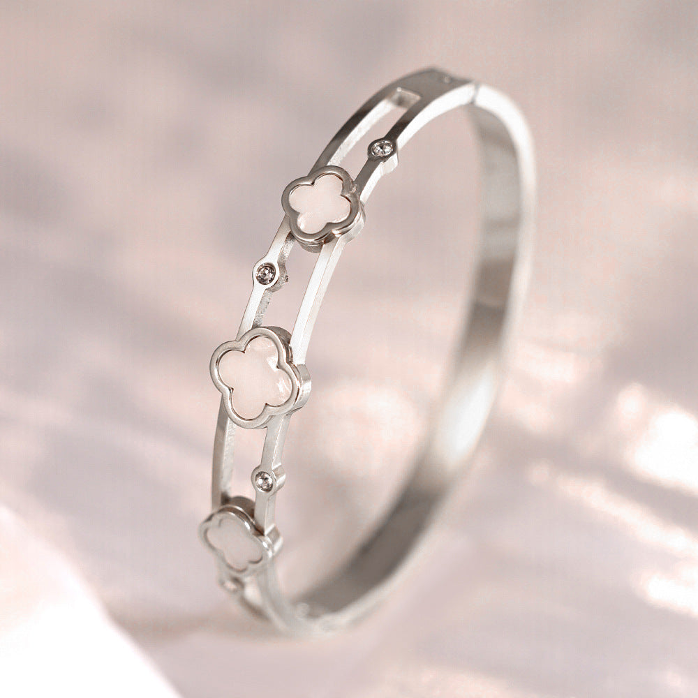 Lucky Heart Titanium Steel Bangle For Women With Shell Inlay In Gold