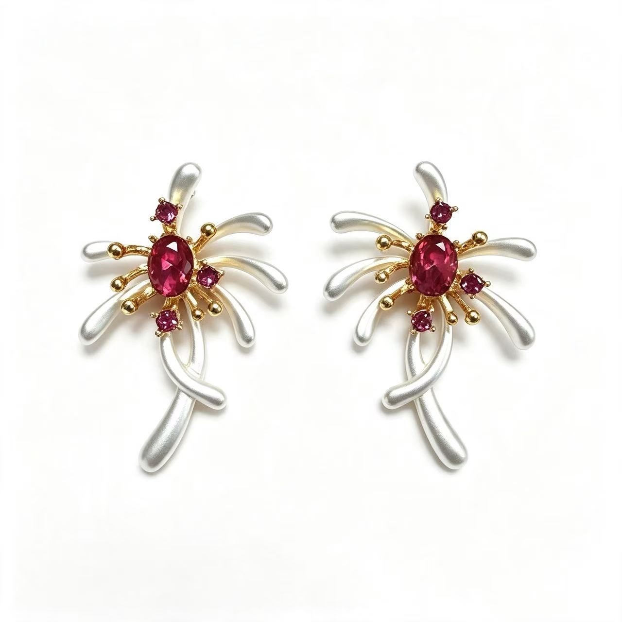 Flowers For Women White Zinc Alloy Earrings With 925 Sterling Silver Studs Featuring Retro Style