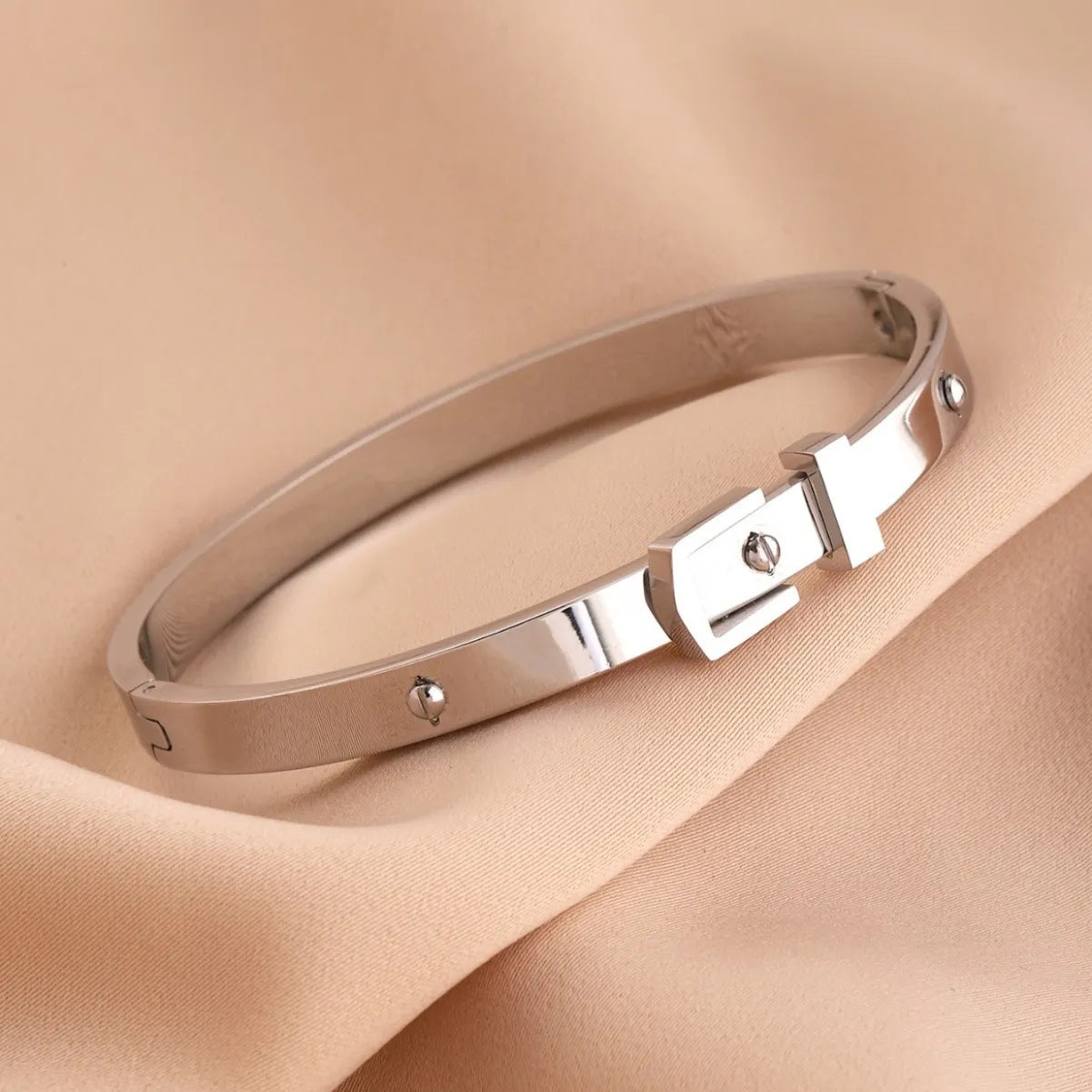 Women’s Circle Rivet Bangle In Gold, Electroplated Titanium Steel Jewelry
