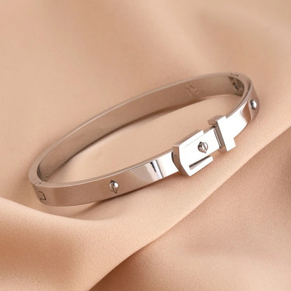 Women’s Circle Rivet Bangle In Gold, Electroplated Titanium Steel Jewelry