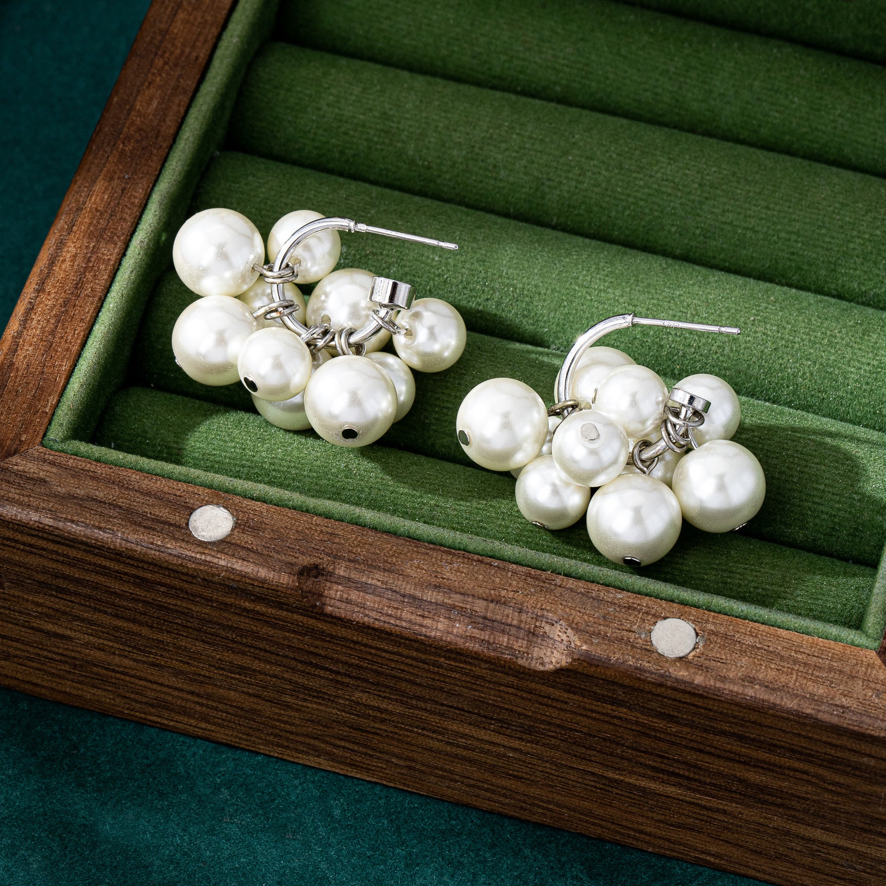 Tassel Earrings For Unisex Featuring Zinc Alloy Craft And 925 Sterling Silver Studs In Silver