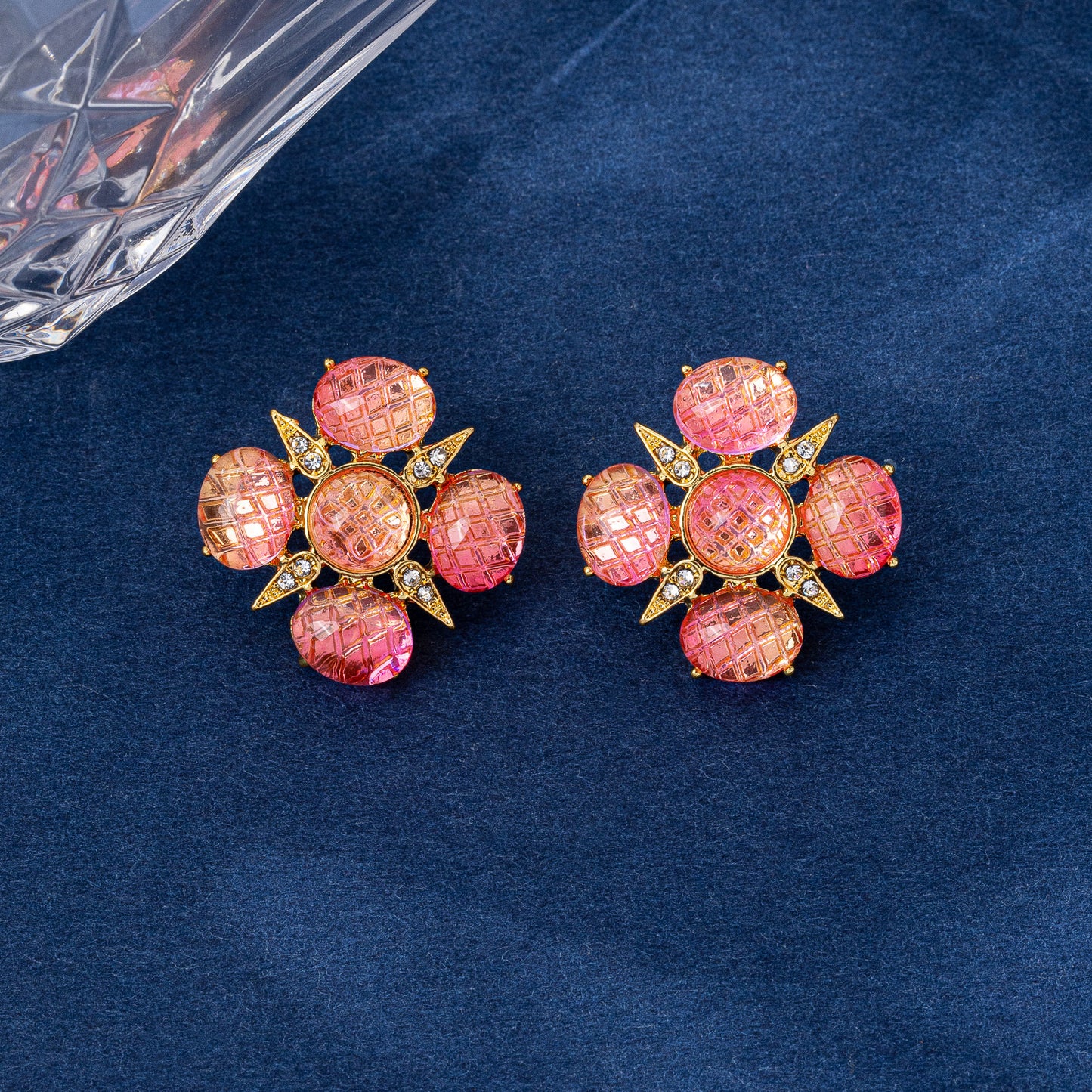 Lucky Heart Stud Earrings For Unisex Featuring Natural Pink Zinc Alloy Electroplated With 925 Sterling Silver Posts