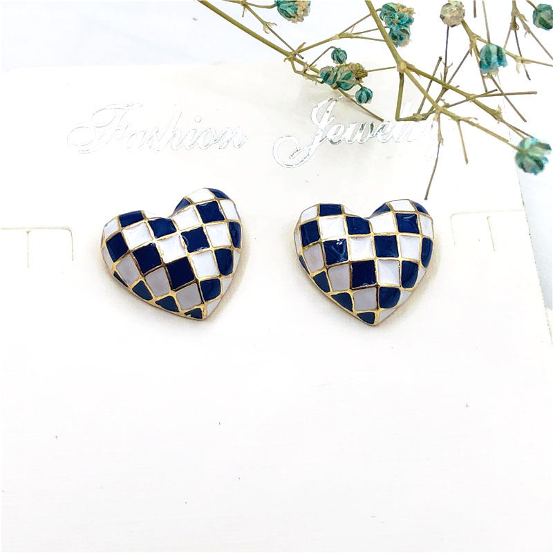 Three-dimensional Heart Shape Stud Earrings For Women In Blue Alloy