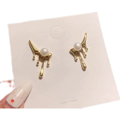 Sweet Irregular Alloy Stud Earrings With 925 Sterling Silver Ear Pins In Silver