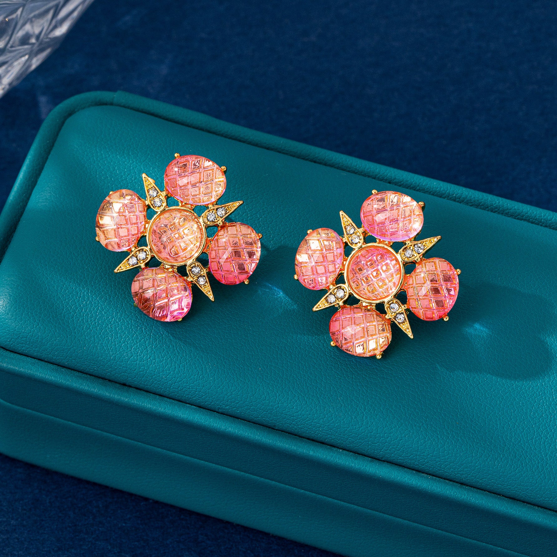 Lucky Heart Stud Earrings For Unisex Featuring Natural Pink Zinc Alloy Electroplated With 925 Sterling Silver Posts