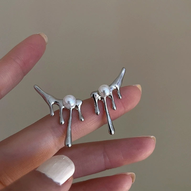 Sweet Irregular Alloy Stud Earrings With 925 Sterling Silver Ear Pins In Silver