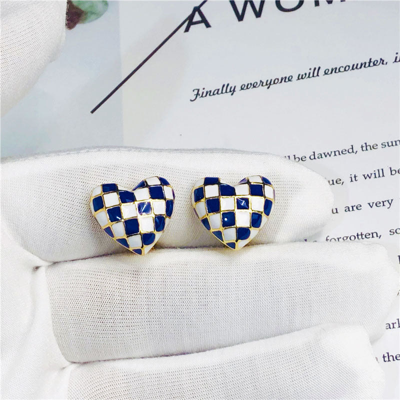Three-dimensional Heart Shape Stud Earrings For Women In Blue Alloy