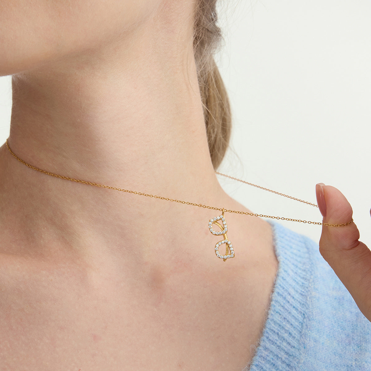 Gold Glasses Pendant Necklace For Women In 18K Real Gold Plated Titanium Steel With Zircon Inlay And Cable Chain