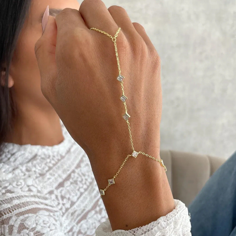 Rhombus Silver Hand Chain Bracelet For Women In Electroplated Alloy With Rhinestone Inlay