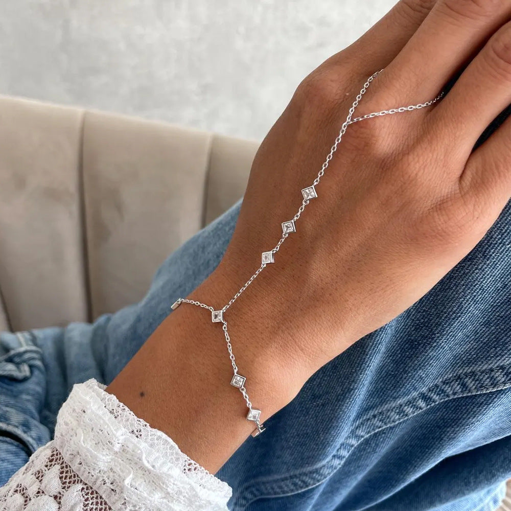 Rhombus Silver Hand Chain Bracelet For Women In Electroplated Alloy With Rhinestone Inlay