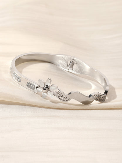 Sweet Flowers Bangle For Women In Gold, Electroplated Titanium Steel Jewelry