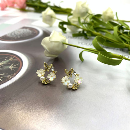 Sweet Silver Flowers Stud Earrings For Women With Electroplated Metal And Artificial Gemstones Inlay
