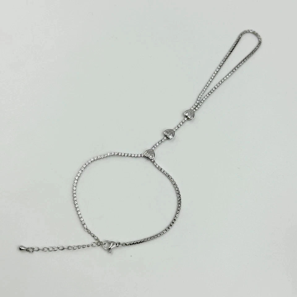 Heart Shape Hand Chain Bracelet For Women In Silver Alloy With Rhinestones, Featuring Electroplated Finish