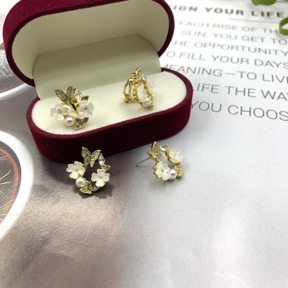 Sweet Silver Flowers Stud Earrings For Women With Electroplated Metal And Artificial Gemstones Inlay